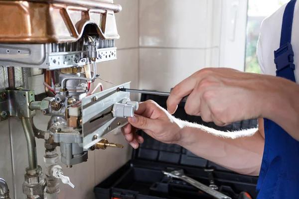 What to Expect During an Old Plumbing Line Replacement Project