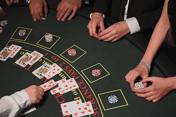 Exploring Payment Features Across top online casinos